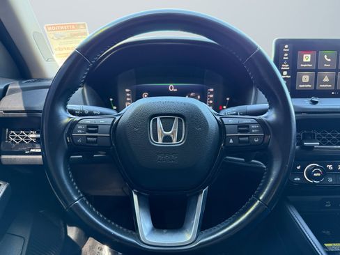 Used 2023 Honda Accord Touring image 10