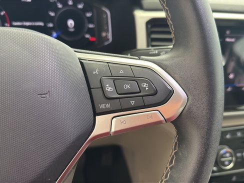 Certified 2023 Volkswagen Atlas SE w/ Panoramic Sunroof Package image 13