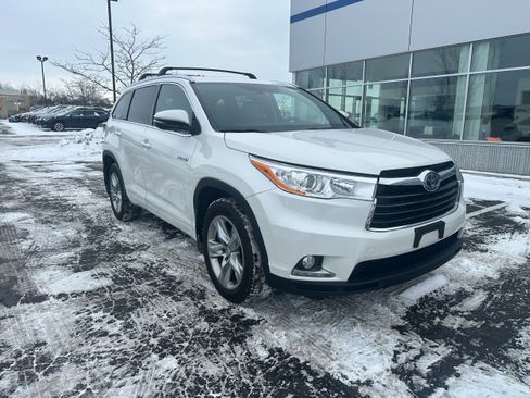 Used 2015 Toyota Highlander Limited image 1