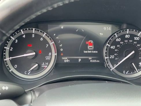 Used 2021 Toyota Highlander XLE AWD/4WD image 20