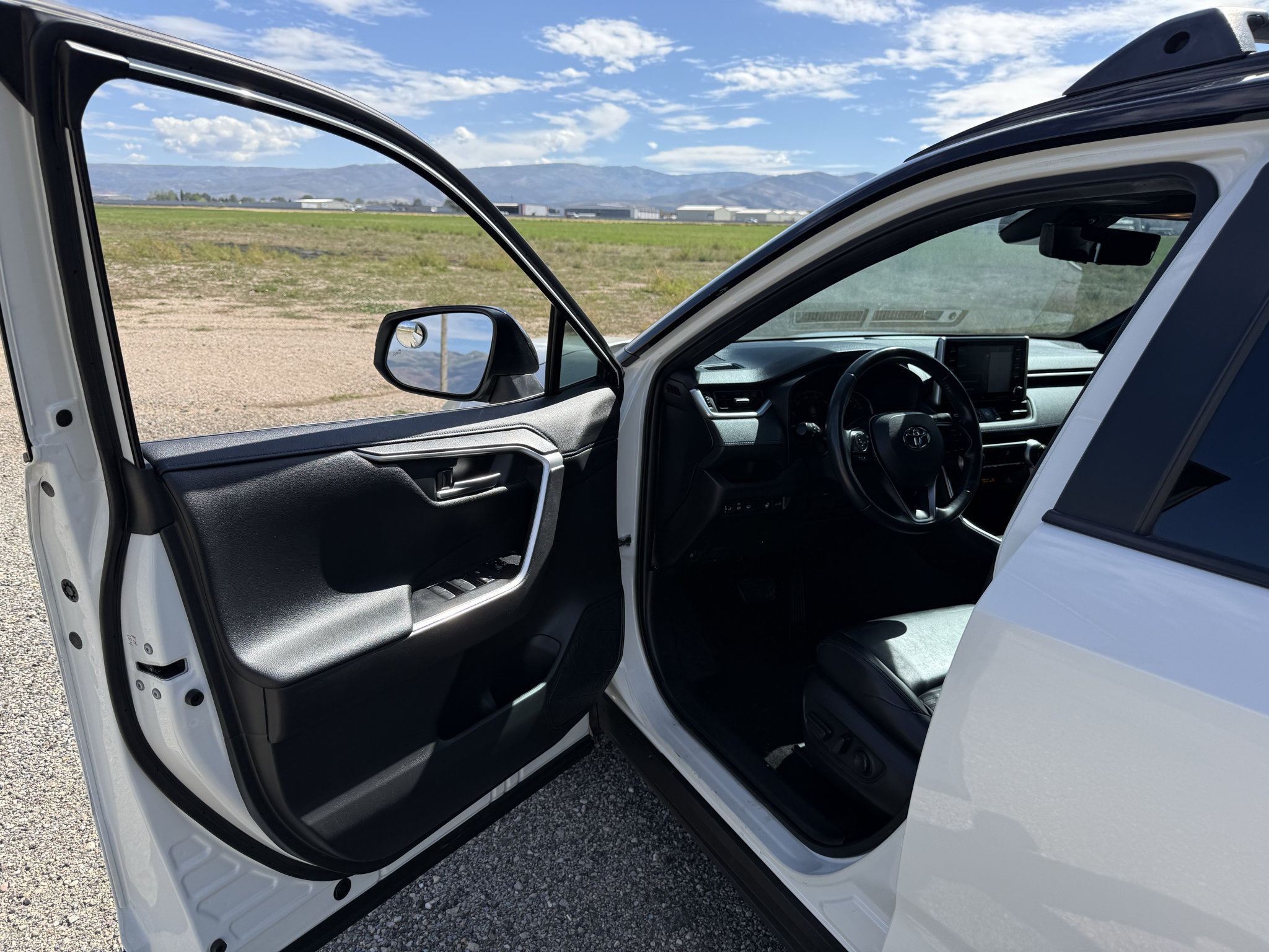 Used 2020 Toyota RAV4 XSE AWD/4WD image 13