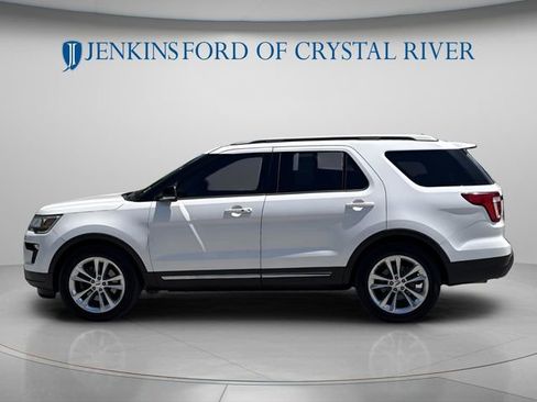 Certified 2018 Ford Explorer XLT w/ Equipment Group 202A FWD image 10