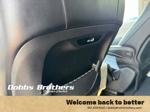 Used 2024 Chrysler Pacifica Touring-L FWD image 36