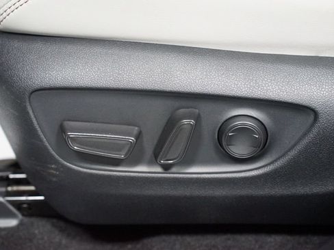 Certified 2025 Toyota RAV4 XLE Premium FWD image 33