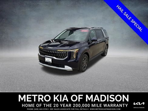 Used 2026 Kia Carnival EX FWD image 1