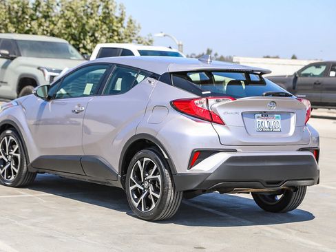 Certified 2019 Toyota C-HR XLE FWD image 7