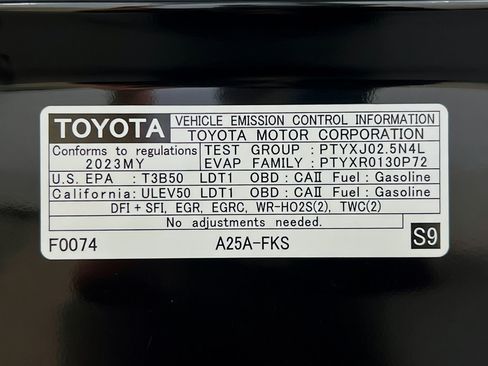 Used 2023 Toyota RAV4 LE AWD/4WD image 21