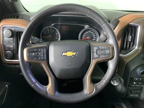 Used 2023 Chevrolet Silverado 2500 High Country w/ Z71 Off-Road Package AWD/4WD image 17