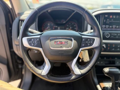 Used 2016 GMC Canyon SLT w/ Driver Alert Package AWD/4WD image 11