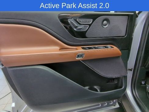 Used 2024 Lincoln Aviator Reserve w/ Equipment Group 201A AWD/4WD image 25