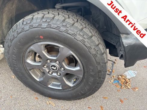 Used 2023 Ford Bronco Big Bend image 9