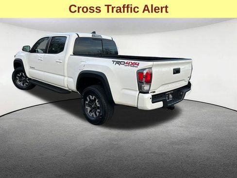 Certified 2023 Toyota Tacoma TRD Off-Road image 9