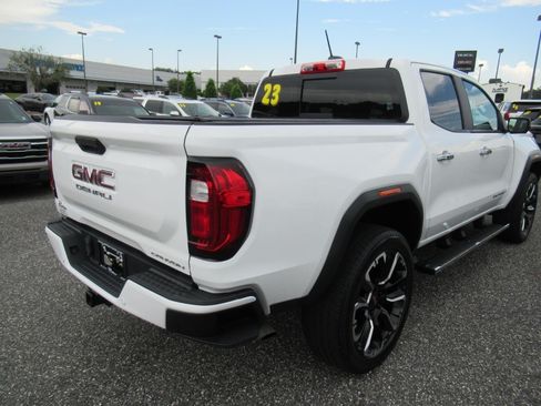 Used 2023 GMC Canyon Denali AWD/4WD image 7
