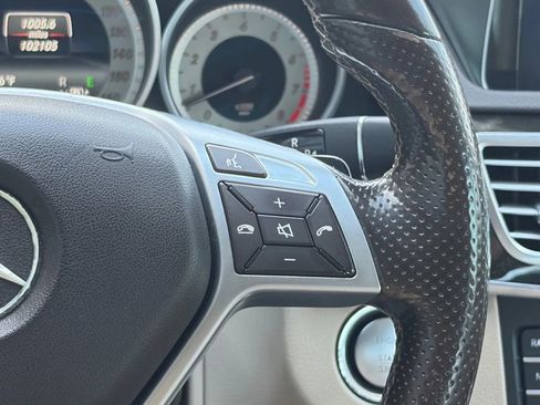 Used 2016 Mercedes-Benz E 350 4MATIC Sedan image 30