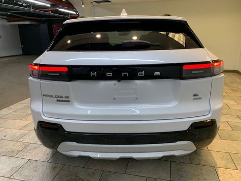 Used 2024 Honda Prologue Touring image 7