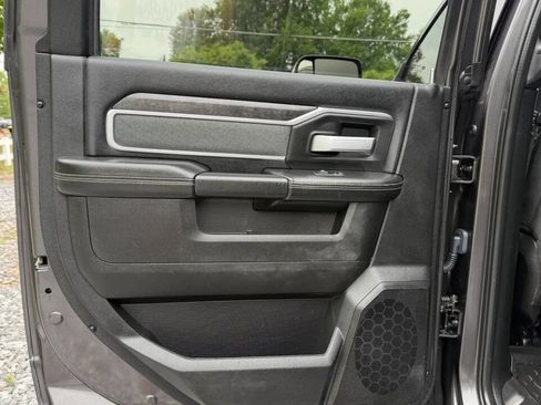 Used 2021 RAM 2500 Big Horn w/ Level B Equipment Group AWD/4WD image 21