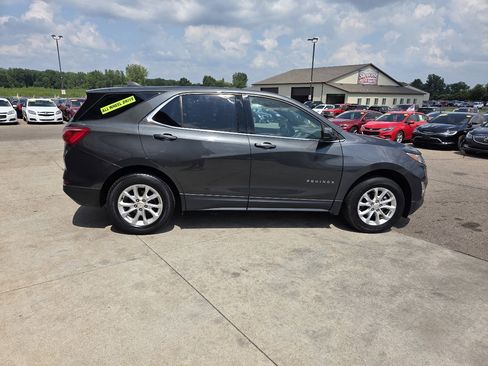 Used 2018 Chevrolet Equinox LT w/ LPO, Cargo Package image 4