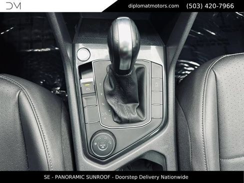Used 2020 Volkswagen Tiguan SE w/ Panoramic Sunroof Package AWD/4WD image 36