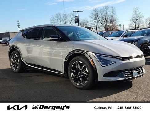 New 2025 Kia EV6 Wind image 2