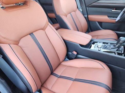 Used 2025 MAZDA CX-50 Meridian Edition image 15