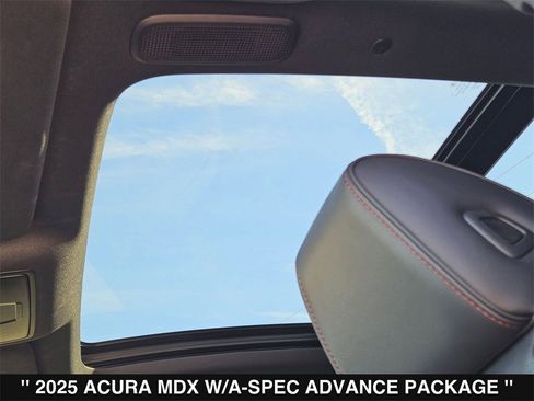 Used 2025 Acura MDX A-Spec image 41