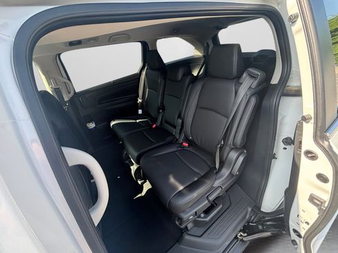 New 2025 Honda Odyssey EX-L image 12