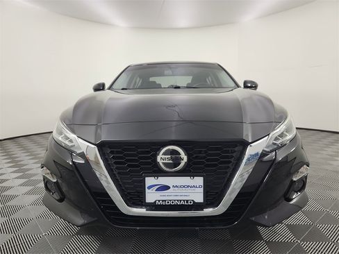 Used 2020 Nissan Altima 2.0 Platinum image 7