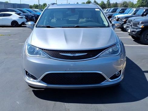 Used 2019 Chrysler Pacifica Limited FWD image 73
