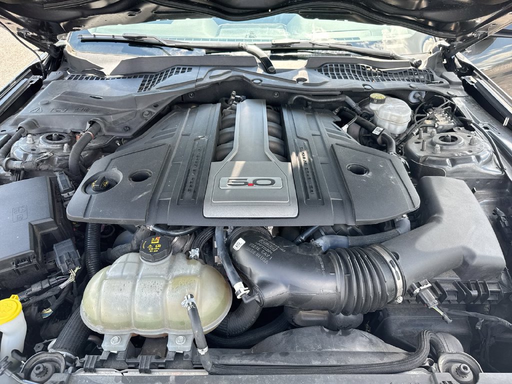 Used 2018 Ford Mustang GT Premium RWD image 24