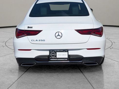 Used 2020 Mercedes-Benz CLA 250 w/ Premium Package image 6