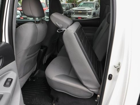 Used 2012 Toyota Tacoma PreRunner image 37