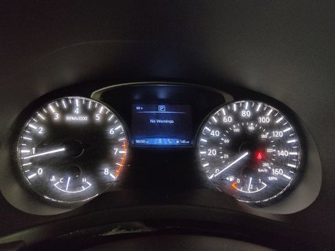 Used 2020 Nissan Pathfinder SL image 23