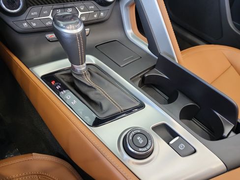 Used 2016 Chevrolet Corvette Z06 w/ 3LZ Preferred Equipment Group image 11