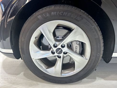 Used 2026 Genesis GV70 2.5T Advanced image 6