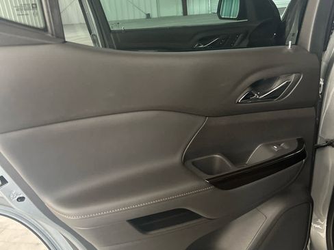 Used 2023 GMC Acadia AT4 w/ Technology Package image 19