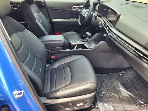 Used 2026 Kia Sportage SX FWD image 11