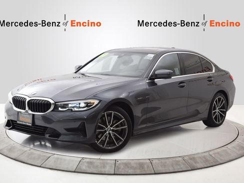 Used 2021 BMW 330i Sedan w/ Driving Assistance Package image 1