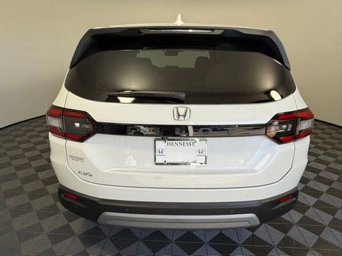 Used 2025 Honda Pilot EX-L image 5