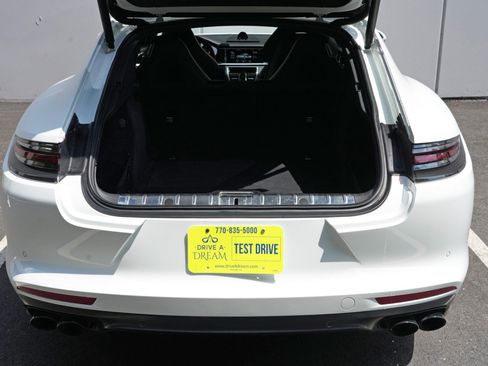 Used 2019 Porsche Panamera GTS AWD/4WD image 10
