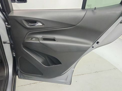 Used 2024 Chevrolet Equinox LT FWD image 26