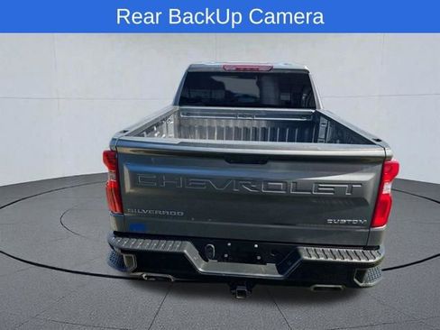 Used 2021 Chevrolet Silverado 1500 Custom Trail Boss AWD/4WD image 4