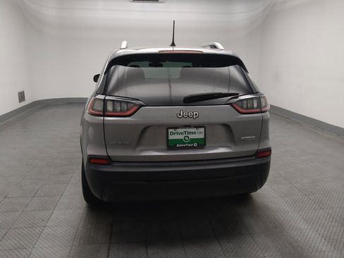 Used 2020 Jeep Cherokee Latitude AWD/4WD image 6