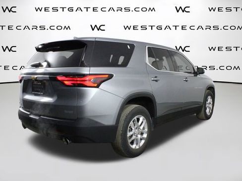 Used 2023 Chevrolet Traverse LS image 41