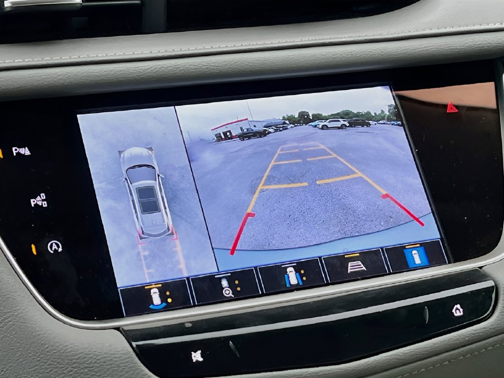 Used 2023 Cadillac XT5 Premium Luxury w/ Technology Package FWD image 14