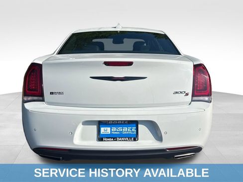Used 2022 Chrysler 300 S RWD image 6