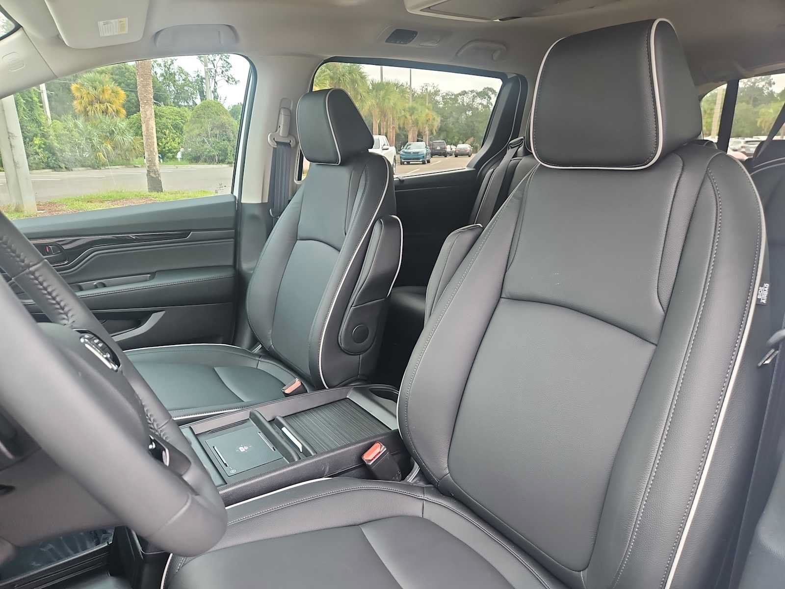 Certified 2026 Honda Odyssey Touring image 13