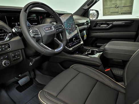New 2026 GMC Yukon Elevation w/ Elevation Premium Package AWD/4WD image 8