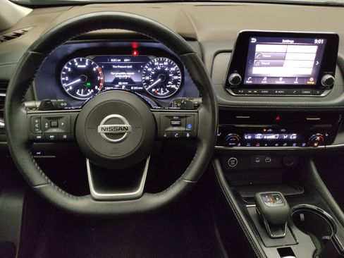 Used 2021 Nissan Rogue SL AWD/4WD image 22