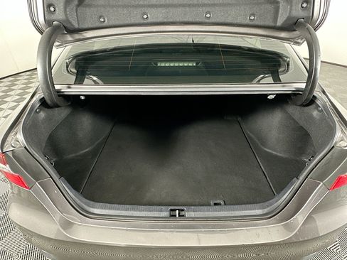 Used 2021 Toyota Camry LE image 26