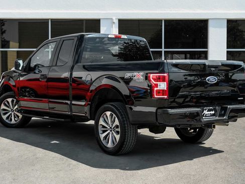 Used 2018 Ford F150 XL w/ Equipment Group 101A Mid AWD/4WD image 10